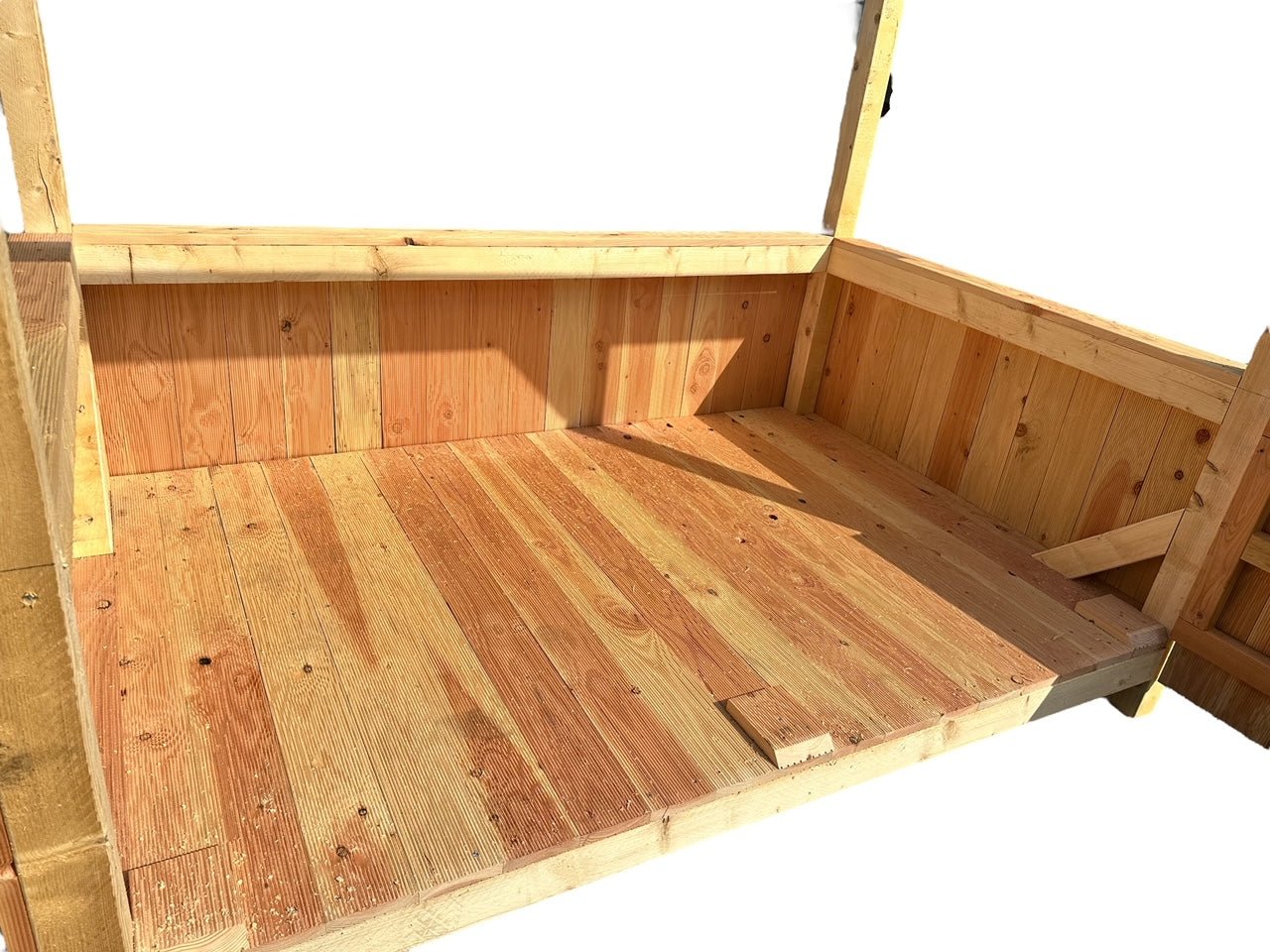 Heuraufe „Typ Large“ - mit extra großem Dach - MeineHeuraufe